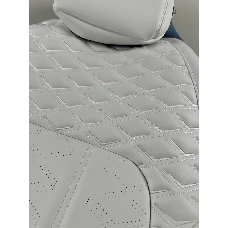 White And Black Auto Seat Covers White And Black Auto Seat Covers